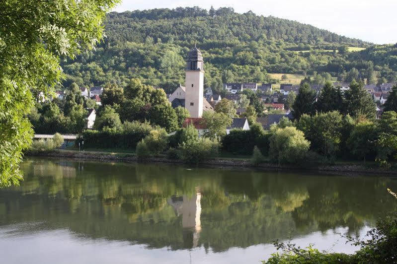 Waldhotel Albachmuhle Mit Albacher Stuben Wasserliesch Экстерьер фото